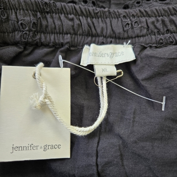Jennifer & Grace Black Tiered Eyelet Skater Mini Skirt Size XL NWT - Picture 9 of 10